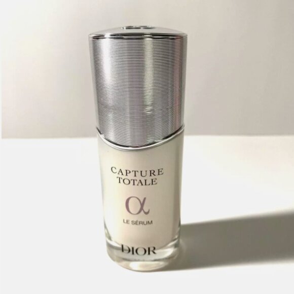 Dior Capture Totale Le Serum 30ml/1oz New without box - Picture 1 of 2